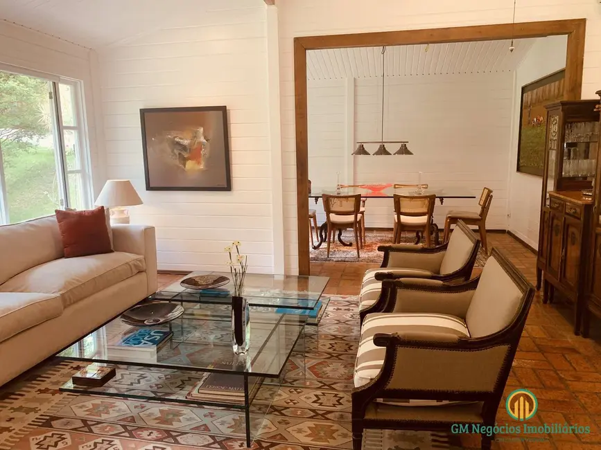 Casa de Condomínio com 3 quartos à venda, 384m2 em Granja Viana, Carapicuiba - SP - imagem 5 Foto 5 de Casa de Condomínio com 3 quartos à venda, 384m2 em Granja Viana, Carapicuiba - SP