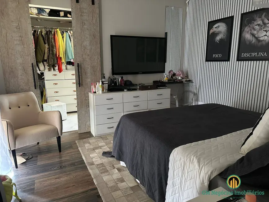 Casa de Condomínio com 3 quartos à venda, 146m2 em Granja Caiapiá, Cotia - SP - imagem 8 Foto 8 de Casa de Condomínio com 3 quartos à venda, 146m2 em Granja Caiapiá, Cotia - SP