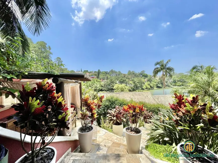 Casa de Condomínio com 4 quartos à venda, 1013m2 em Granja Viana, Cotia - SP - imagem 4 Foto 4 de Casa de Condomínio com 4 quartos à venda, 1013m2 em Granja Viana, Cotia - SP