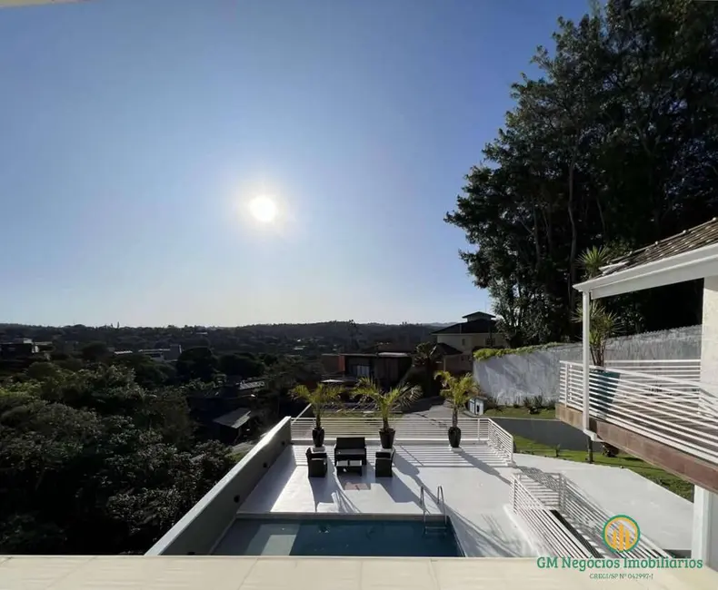 Casa de Condomínio com 5 quartos à venda, 428m2 em São Paulo II, Cotia - SP - imagem 5 Foto 5 de Casa de Condomínio com 5 quartos à venda, 428m2 em São Paulo II, Cotia - SP