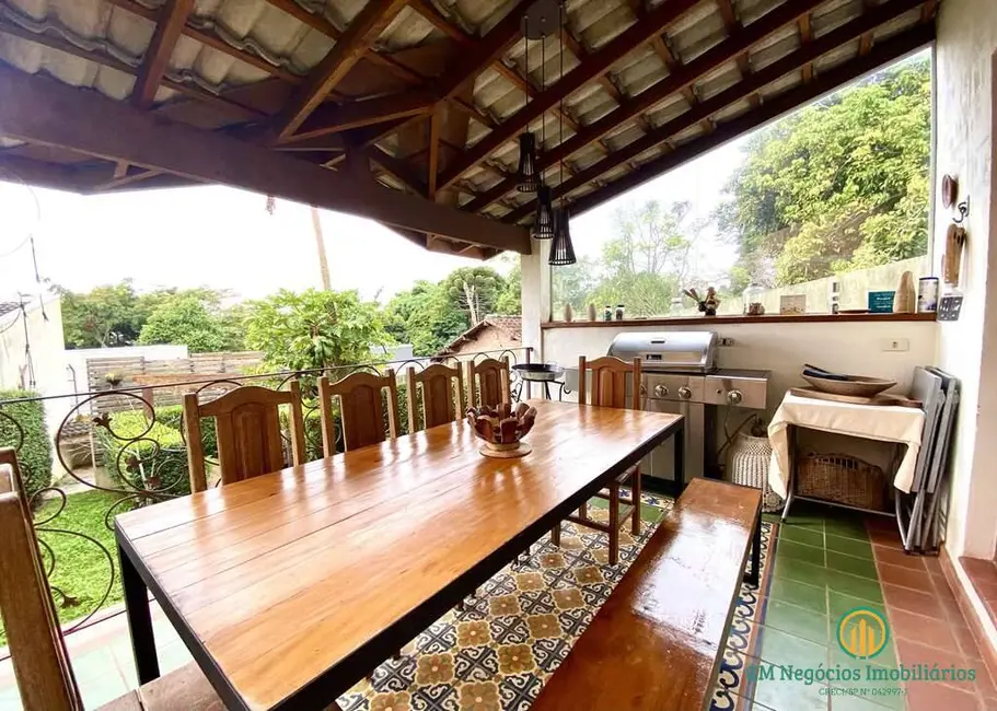 Foto 2 de Casa de Condomínio com 4 quartos à venda, 338m2 em Moinho Velho, Cotia - SP