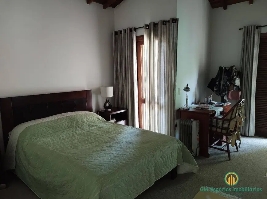 Casa de Condomínio com 5 quartos à venda, 654m2 em Chácara dos Lagos, Carapicuiba - SP - imagem 8 Foto 8 de Casa de Condomínio com 5 quartos à venda, 654m2 em Chácara dos Lagos, Carapicuiba - SP