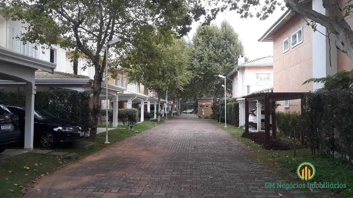 Foto 3 de Casa com 3 quartos à venda, 300m2 em Jardim Passárgada I, Cotia - SP