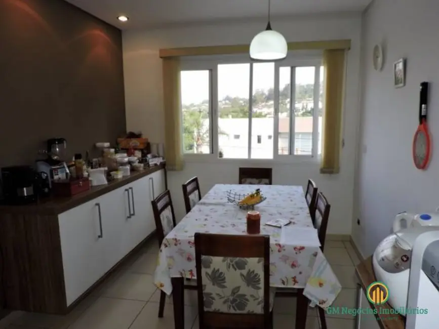 Foto 9 de Casa de Condomínio com 4 quartos à venda e para alugar, 401m2 em Carapicuiba - SP