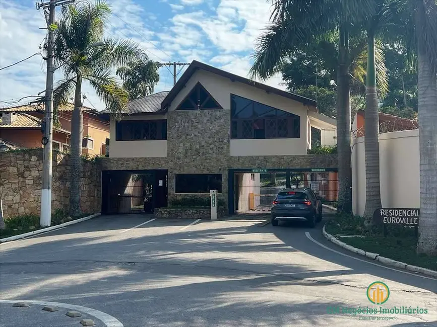 Casa de Condomínio com 4 quartos à venda, 1000m2 em Residencial Euroville, Carapicuiba - SP - imagem 4 Foto 4 de Casa de Condomínio com 4 quartos à venda, 1000m2 em Residencial Euroville, Carapicuiba - SP