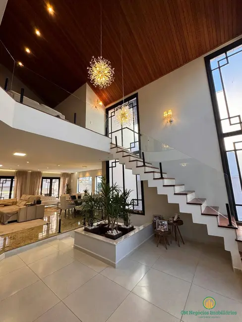 Foto 2 de Casa com 4 quartos à venda, 400m2 em Parque dos Príncipes, São Paulo - SP