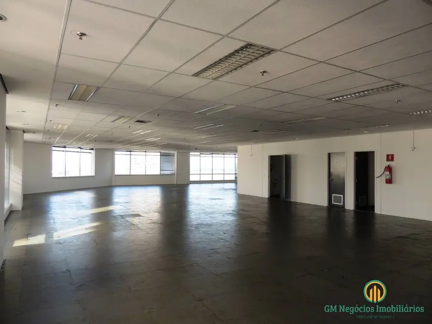 Foto 4 de Sala Comercial para alugar, 678m2 em Barueri - SP