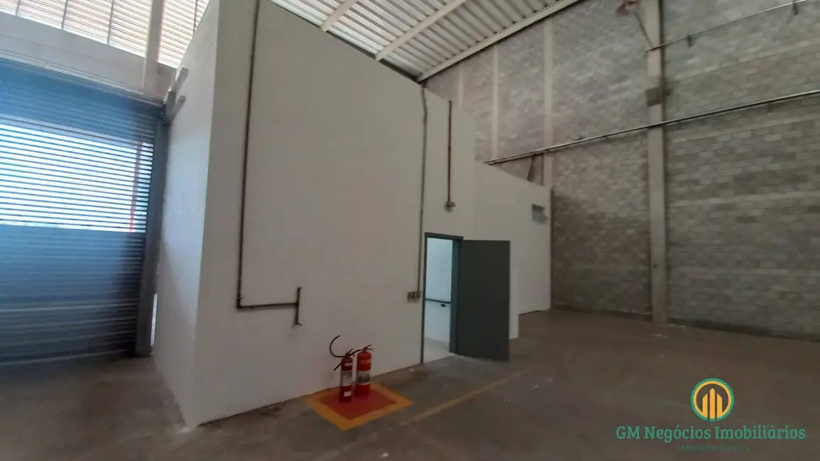 Foto 9 de Armazém / Galpão para alugar, 1561m2 em Chácara Remanso (Caucaia do Alto), Cotia - SP
