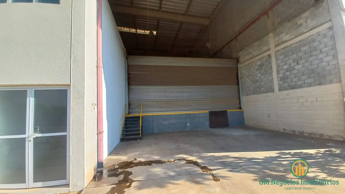 Foto 3 de Armazém / Galpão para alugar, 1561m2 em Chácara Remanso (Caucaia do Alto), Cotia - SP