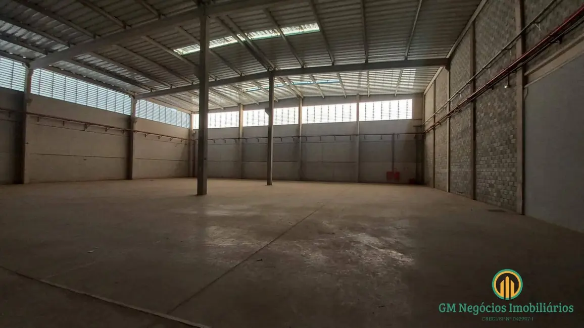 Foto 4 de Armazém / Galpão para alugar, 1561m2 em Chácara Remanso (Caucaia do Alto), Cotia - SP