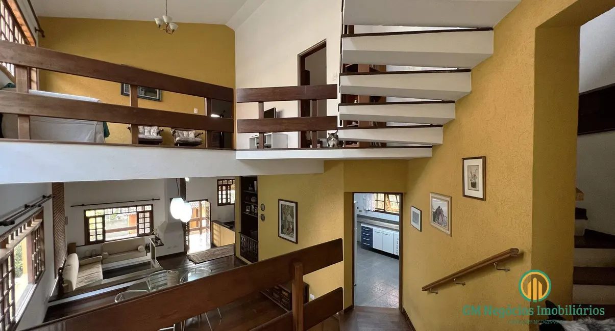 Foto 5 de Casa de Condomínio com 3 quartos para alugar, 324m2 em Granja Viana, Cotia - SP