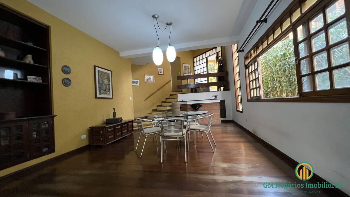 Foto 9 de Casa de Condomínio com 3 quartos para alugar, 324m2 em Granja Viana, Cotia - SP