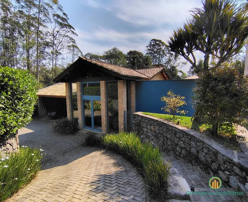 Foto 1 de Casa de Condomínio à venda e para alugar em Jardim Indaiá, Embu Das Artes - SP