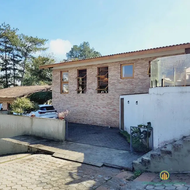 Foto 2 de Casa de Condomínio com 3 quartos à venda, 170m2 em Chácara dos Junqueiras, Carapicuiba - SP