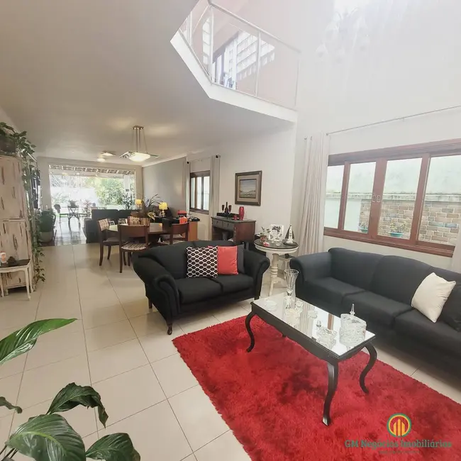 Casa de Condomínio com 4 quartos à venda, 340m2 em São Paulo II, Cotia - SP - imagem 2 Foto 2 de Casa de Condomínio com 4 quartos à venda, 340m2 em São Paulo II, Cotia - SP