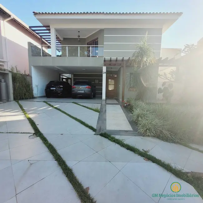 Casa de Condomínio com 4 quartos à venda, 340m2 em São Paulo II, Cotia - SP - imagem 1 Foto 1 de Casa de Condomínio com 4 quartos à venda, 340m2 em São Paulo II, Cotia - SP