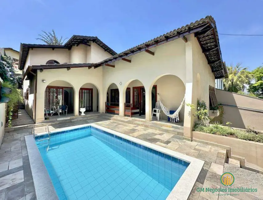 Foto 1 de Casa de Condomínio com 4 quartos à venda, 330m2 em Granja Viana, Cotia - SP