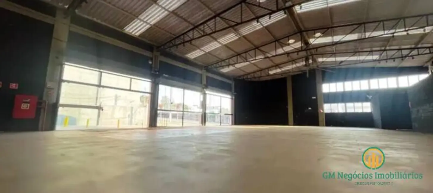 Foto 1 de Armazém / Galpão para alugar, 540m2 em Jardim Rosalina, Cotia - SP