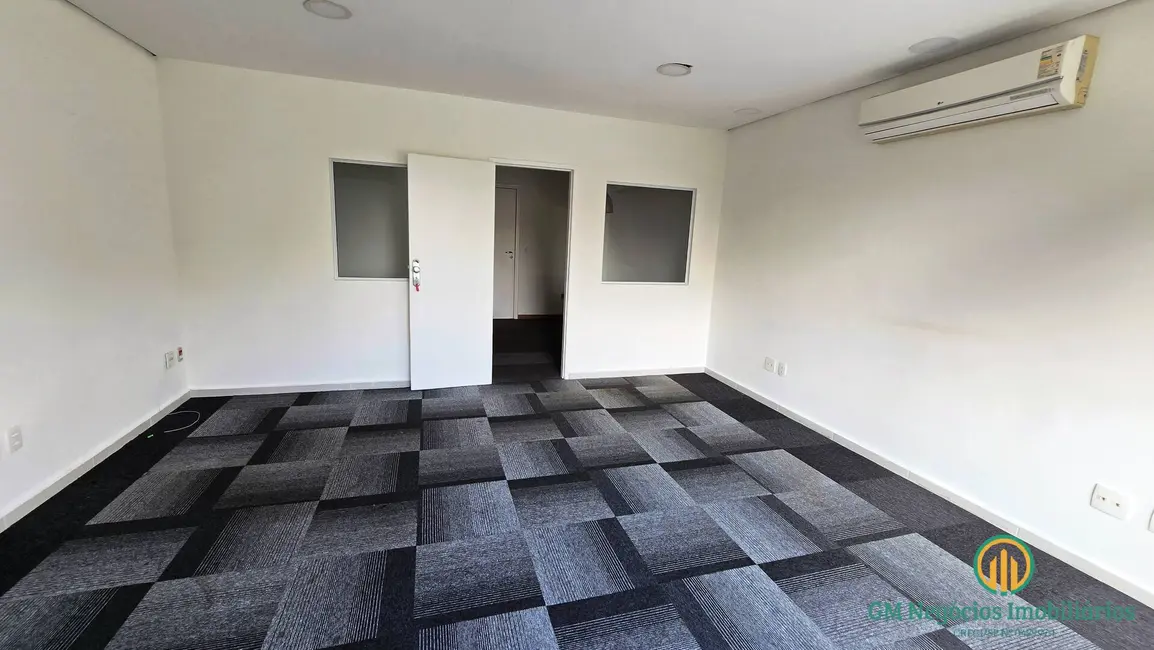 Foto 7 de Sala Comercial para alugar, 50m2 em Granja Viana, Cotia - SP