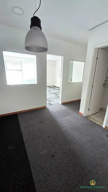Foto 3 de Sala Comercial para alugar, 50m2 em Granja Viana, Cotia - SP