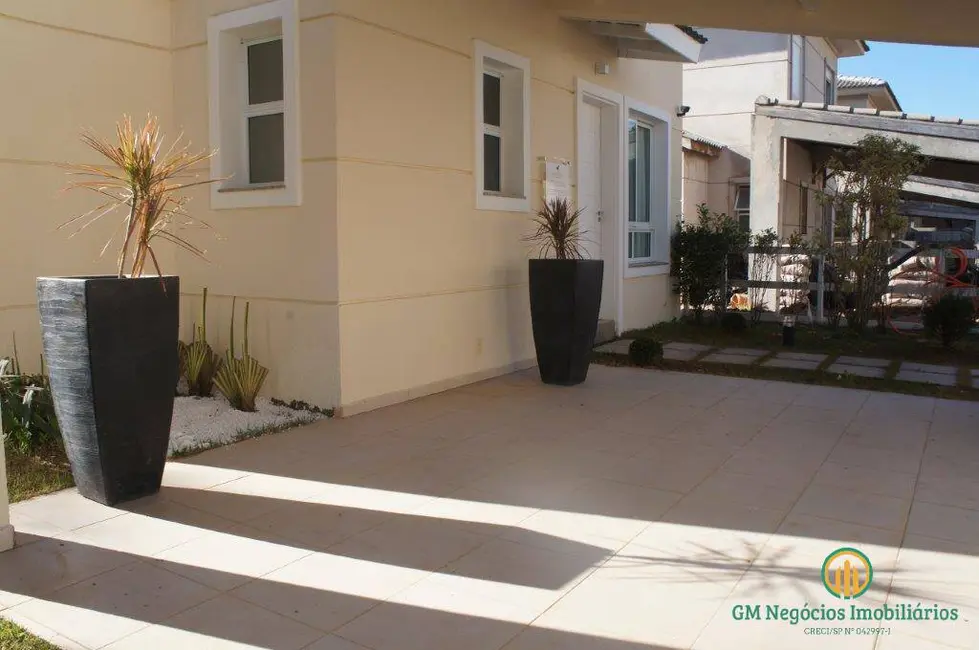 Foto 4 de Casa de Condomínio com 4 quartos à venda, 212m2 em Jardim da Glória, Cotia - SP