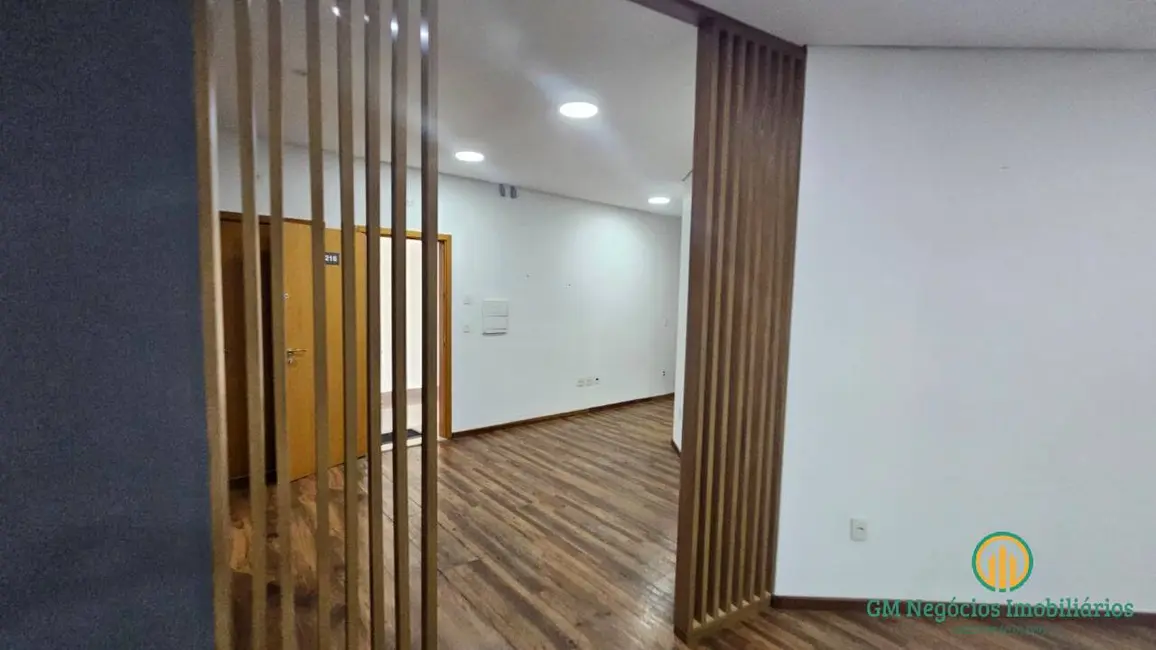 Foto 9 de Sala Comercial para alugar, 86m2 em Granja Viana, Cotia - SP