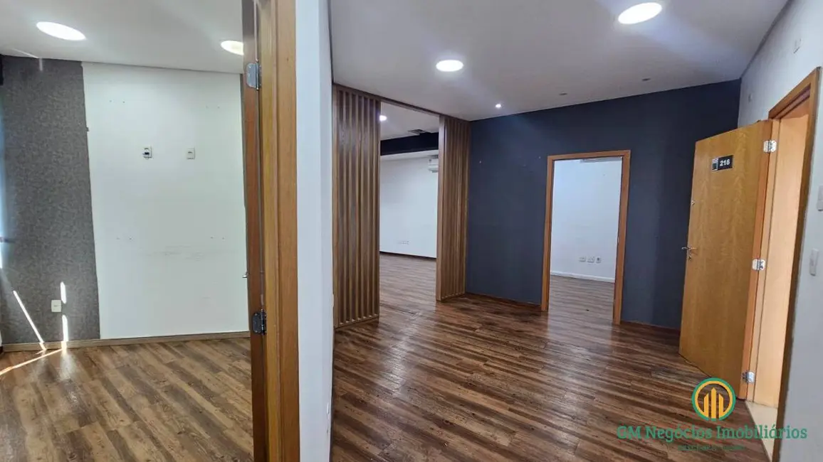 Foto 8 de Sala Comercial à venda, 46m2 em Granja Viana, Cotia - SP