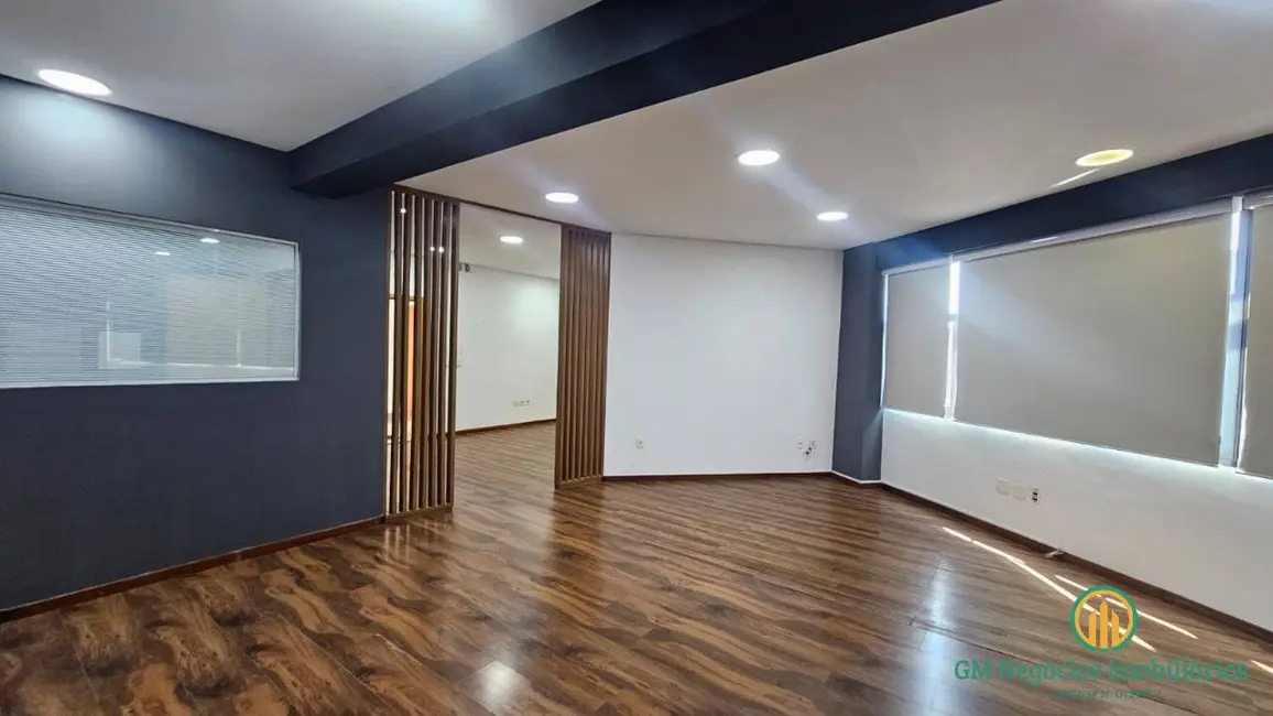 Foto 1 de Sala Comercial à venda, 40m2 em Granja Viana, Cotia - SP
