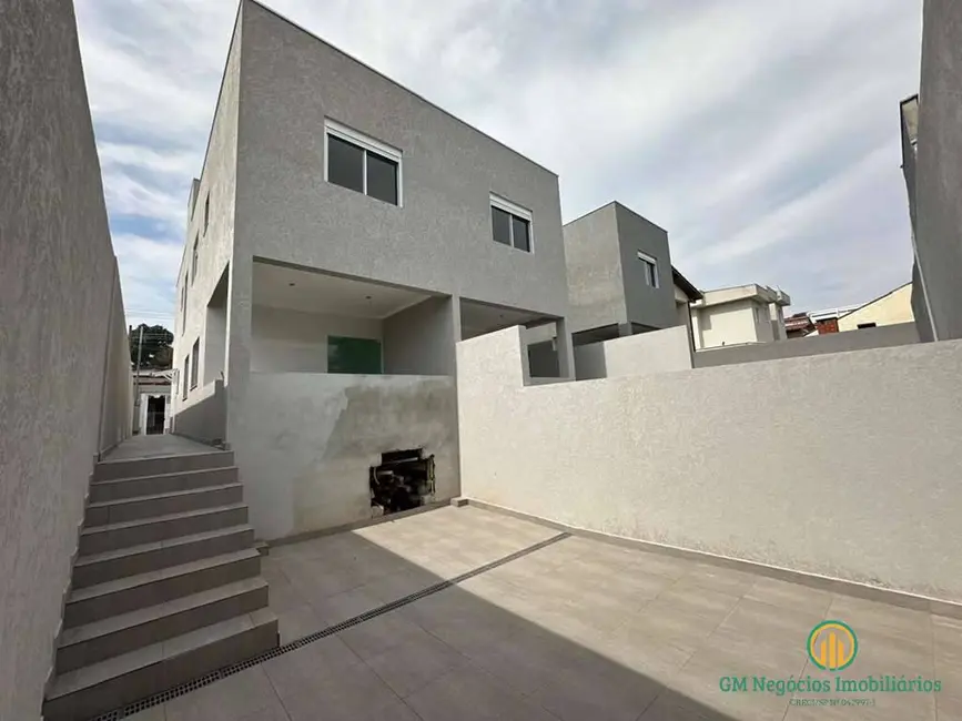 Casa com 3 quartos à venda, 118m2 em Parque São George, Cotia - SP - imagem 1 Foto 1 de Casa com 3 quartos à venda, 118m2 em Parque São George, Cotia - SP
