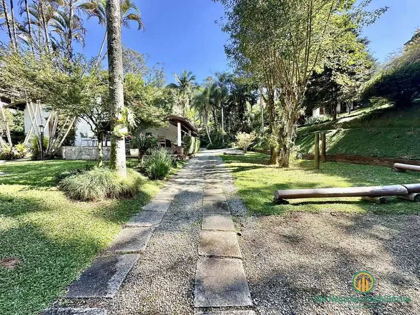 Foto 9 de Casa de Condomínio com 3 quartos à venda e para alugar, 342m2 em Algarve, Cotia - SP