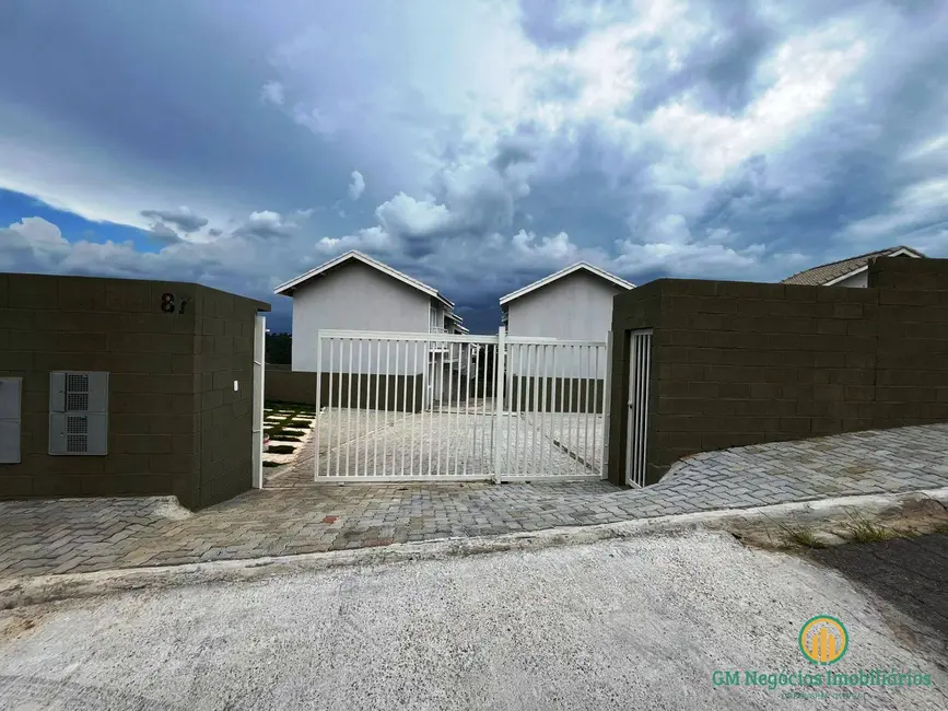 Foto 2 de Casa de Condomínio com 2 quartos à venda, 48m2 em Chácara Vista Alegre, Cotia - SP