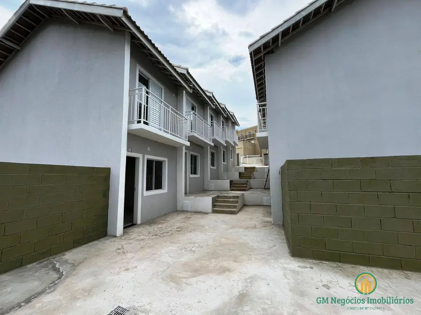 Foto 4 de Casa de Condomínio com 2 quartos à venda, 48m2 em Chácara Vista Alegre, Cotia - SP
