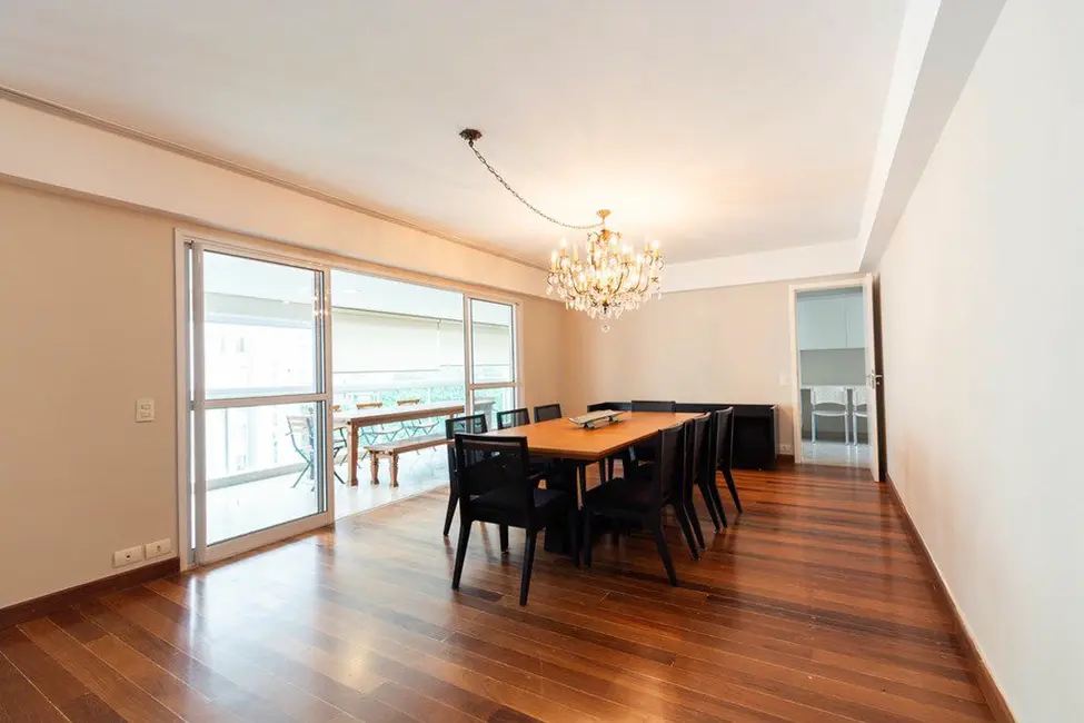 Apartamento com 3 quartos à venda, 204m2 em Indianópolis, São Paulo - SP - imagem 1 Foto 1 de Apartamento com 3 quartos à venda, 204m2 em Indianópolis, São Paulo - SP