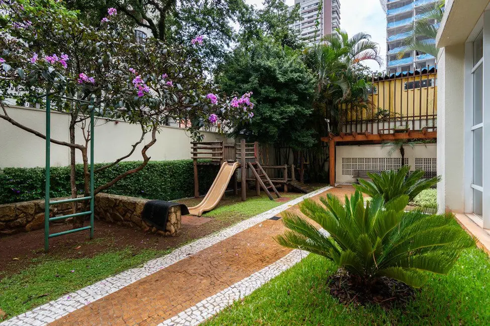 Apartamento com 3 quartos à venda, 204m2 em Indianópolis, São Paulo - SP - imagem 2 Foto 2 de Apartamento com 3 quartos à venda, 204m2 em Indianópolis, São Paulo - SP