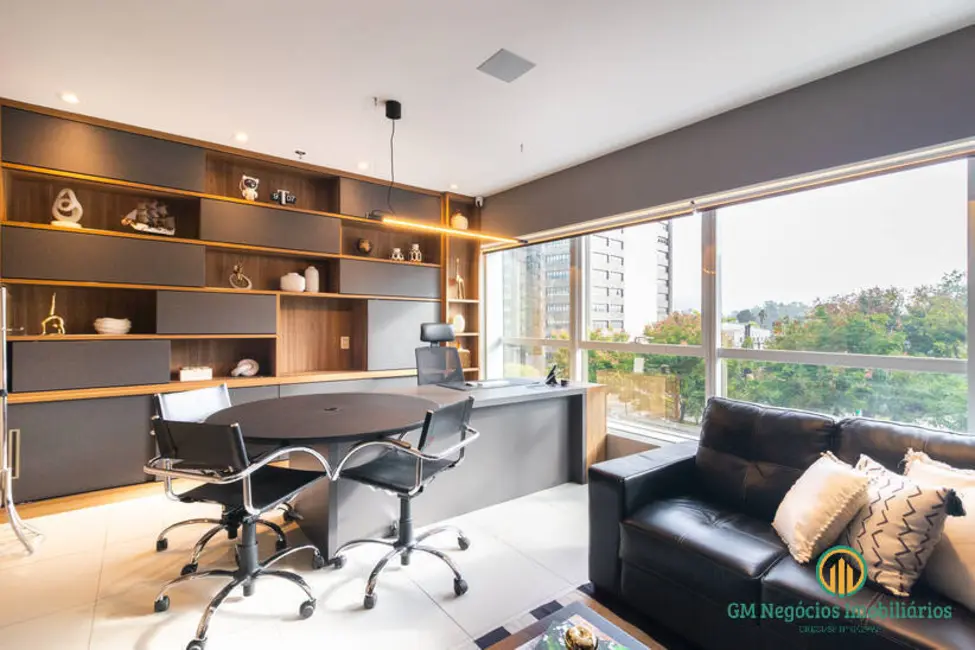 Foto 7 de Sala Comercial para alugar, 42m2 em Green Valley Alphaville, Barueri - SP