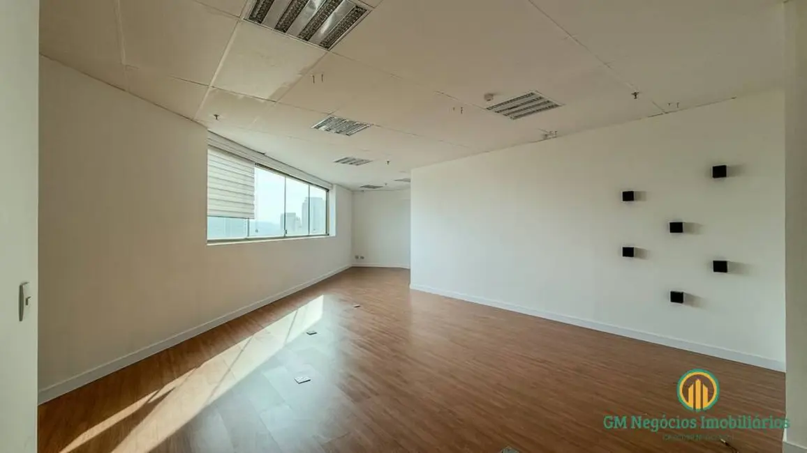 Sala Comercial para alugar, 59m2 em Barueri - SP - imagem 1 Foto 1 de Sala Comercial para alugar, 59m2 em Barueri - SP
