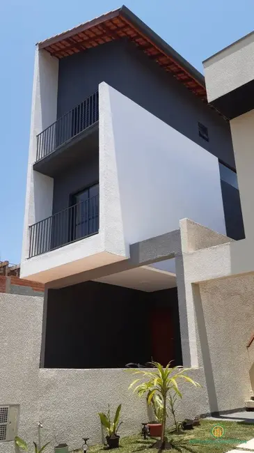 Foto 4 de Casa de Condomínio com 3 quartos à venda, 125m2 em das Pedras, Cotia - SP