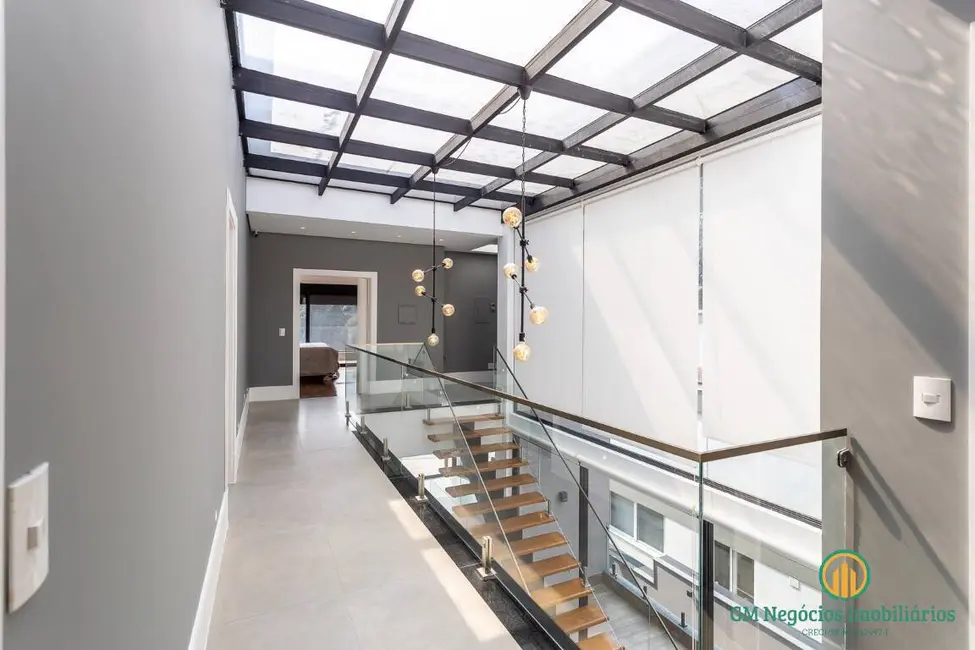 Casa de Condomínio com 4 quartos à venda, 620m2 em Centro Comercial Jubran, Barueri - SP - imagem 7 Foto 7 de Casa de Condomínio com 4 quartos à venda, 620m2 em Centro Comercial Jubran, Barueri - SP