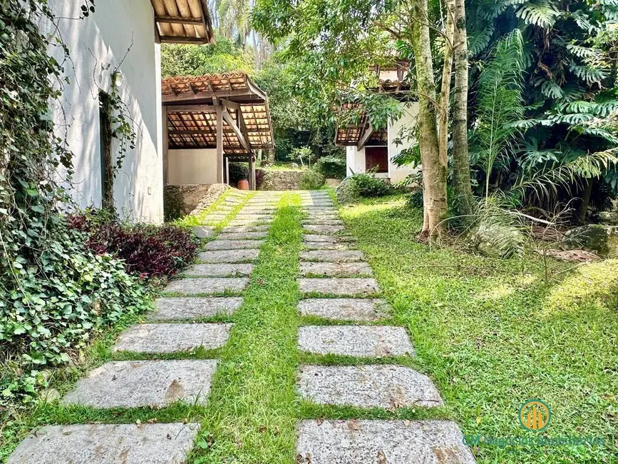 Casa de Condomínio com 3 quartos à venda e para alugar, 1160m2 em Chácara São João, Carapicuiba - SP - imagem 5 Foto 5 de Casa de Condomínio com 3 quartos à venda e para alugar, 1160m2 em Chácara São João, Carapicuiba - SP