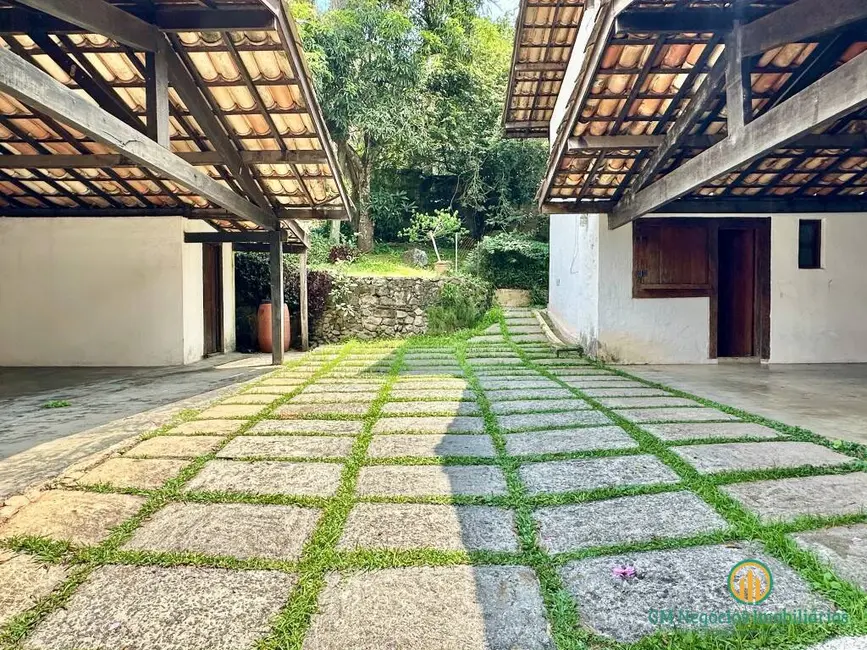 Casa de Condomínio com 3 quartos à venda e para alugar, 1160m2 em Chácara São João, Carapicuiba - SP - imagem 8 Foto 8 de Casa de Condomínio com 3 quartos à venda e para alugar, 1160m2 em Chácara São João, Carapicuiba - SP
