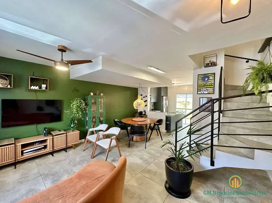 Foto 2 de Casa de Condomínio com 3 quartos à venda, 102m2 em Granja Viana, Cotia - SP