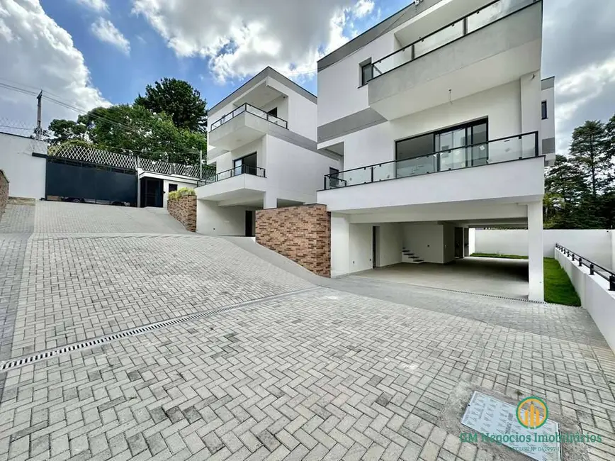 Foto 3 de Casa de Condomínio com 3 quartos à venda, 366m2 em Chácara do Refúgio, Carapicuiba - SP