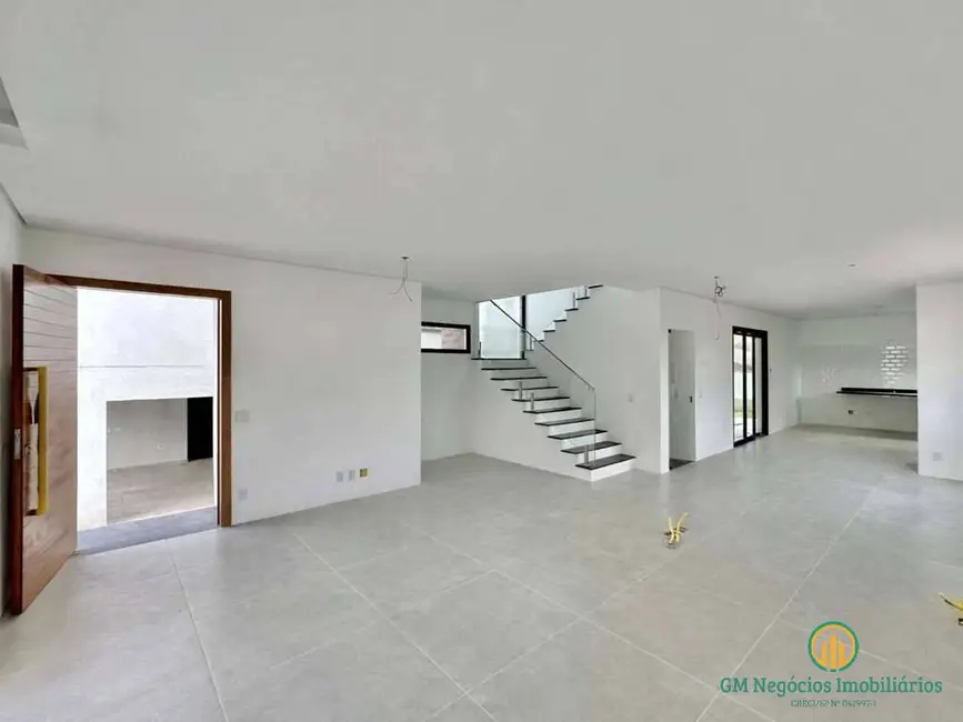 Foto 4 de Casa de Condomínio com 3 quartos à venda, 366m2 em Chácara do Refúgio, Carapicuiba - SP