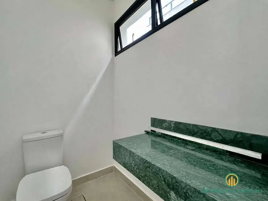 Casa de Condomínio com 3 quartos à venda, 366m2 em Chácara do Refúgio, Carapicuiba - SP - imagem 6 Foto 6 de Casa de Condomínio com 3 quartos à venda, 366m2 em Chácara do Refúgio, Carapicuiba - SP