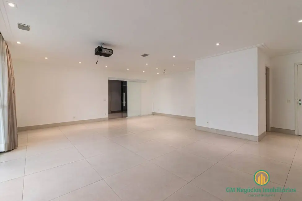 Foto 3 de Apartamento com 3 quartos para alugar, 212m2 em Tamboré, Santana De Parnaiba - SP
