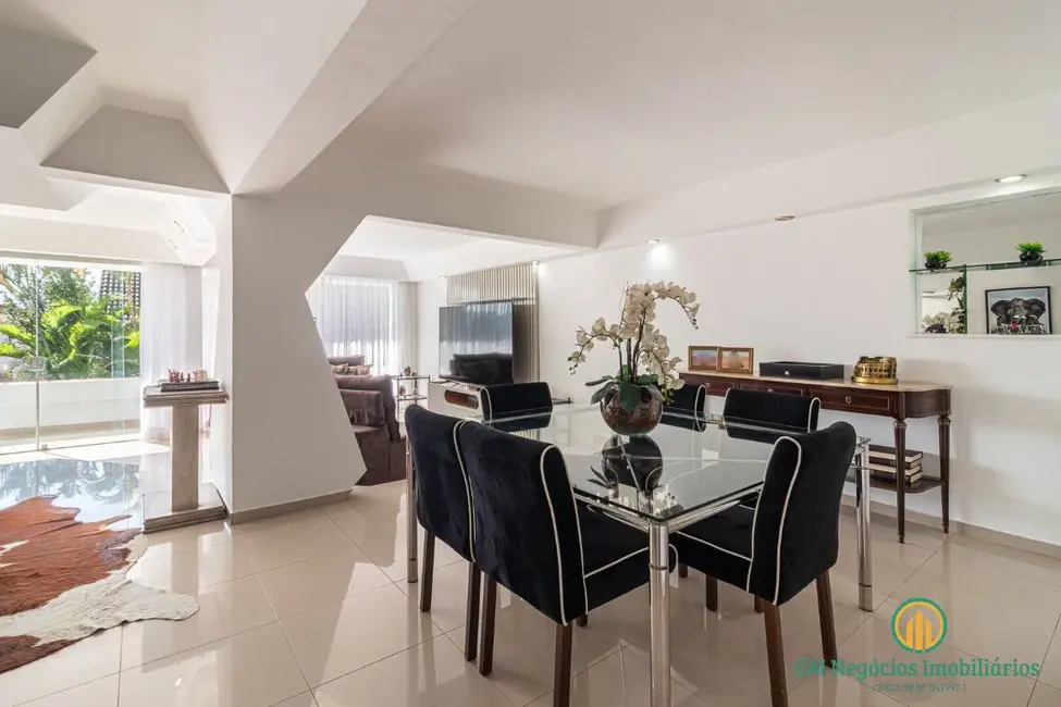 Casa de Condomínio com 4 quartos para alugar, 393m2 em Alphaville, Santana De Parnaiba - SP - imagem 4 Foto 4 de Casa de Condomínio com 4 quartos para alugar, 393m2 em Alphaville, Santana De Parnaiba - SP
