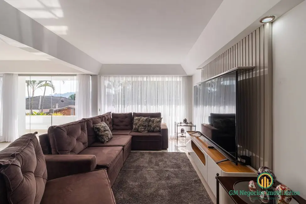 Casa de Condomínio com 4 quartos para alugar, 393m2 em Alphaville, Santana De Parnaiba - SP - imagem 8 Foto 8 de Casa de Condomínio com 4 quartos para alugar, 393m2 em Alphaville, Santana De Parnaiba - SP