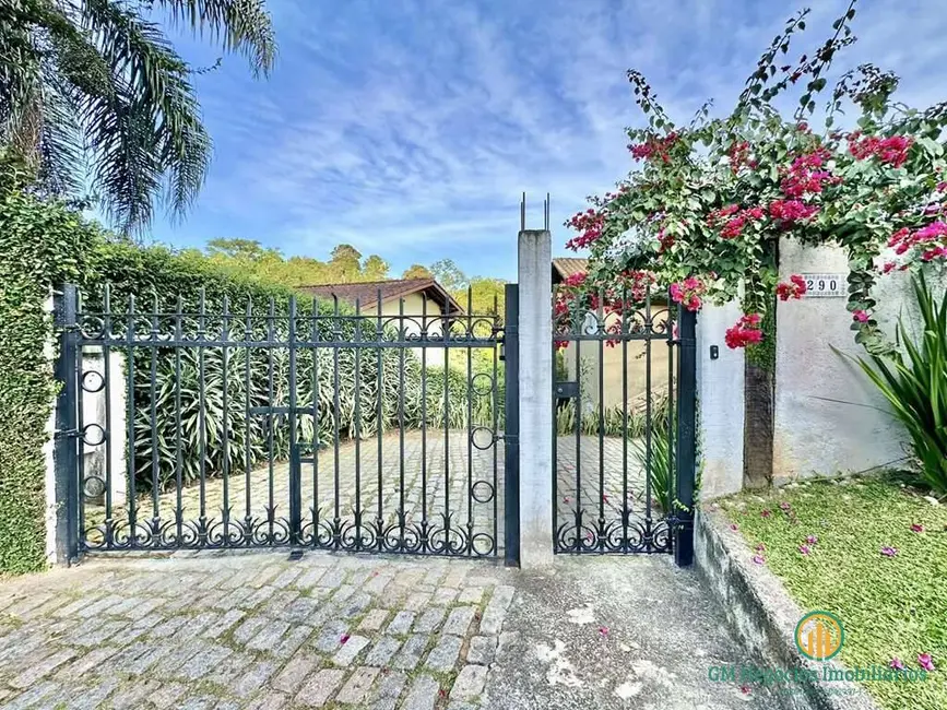 Foto 6 de Casa de Condomínio com 3 quartos à venda e para alugar, 355m2 em Chácara dos Lagos, Carapicuiba - SP