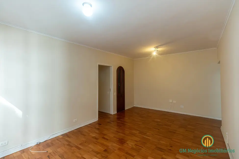 Apartamento com 3 quartos para alugar, 130m2 em Itaim Bibi, São Paulo - SP - imagem 9 Foto 9 de Apartamento com 3 quartos para alugar, 130m2 em Itaim Bibi, São Paulo - SP