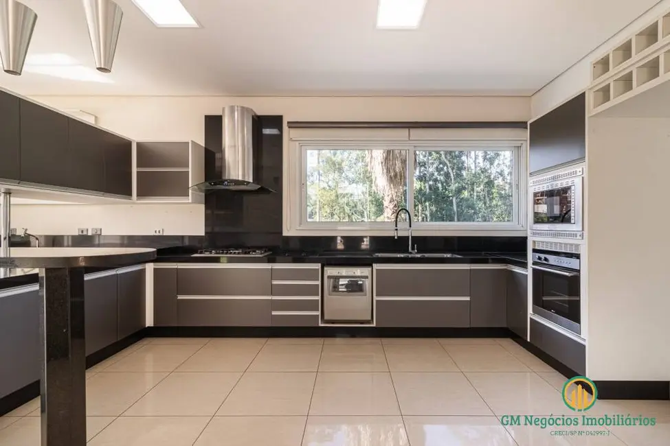 Foto 6 de Casa de Condomínio com 5 quartos à venda e para alugar, 797m2 em Centro Comercial Jubran, Barueri - SP